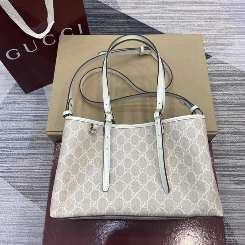Gvc*1 tote bags